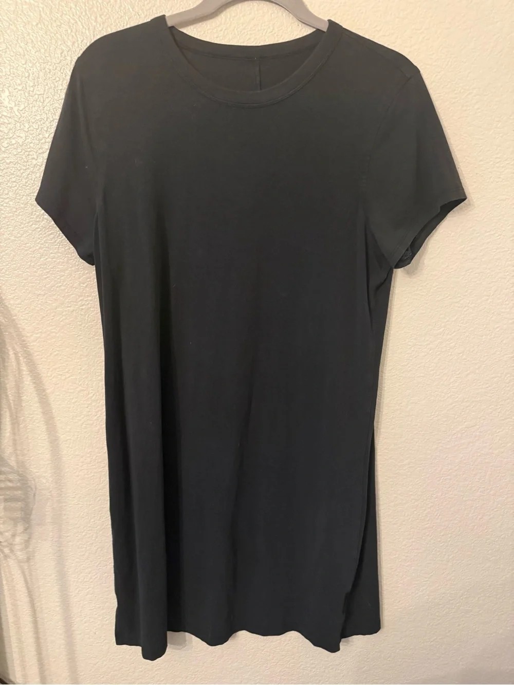 lululemon athletica Black Short Sleeve Midi Tee Dress